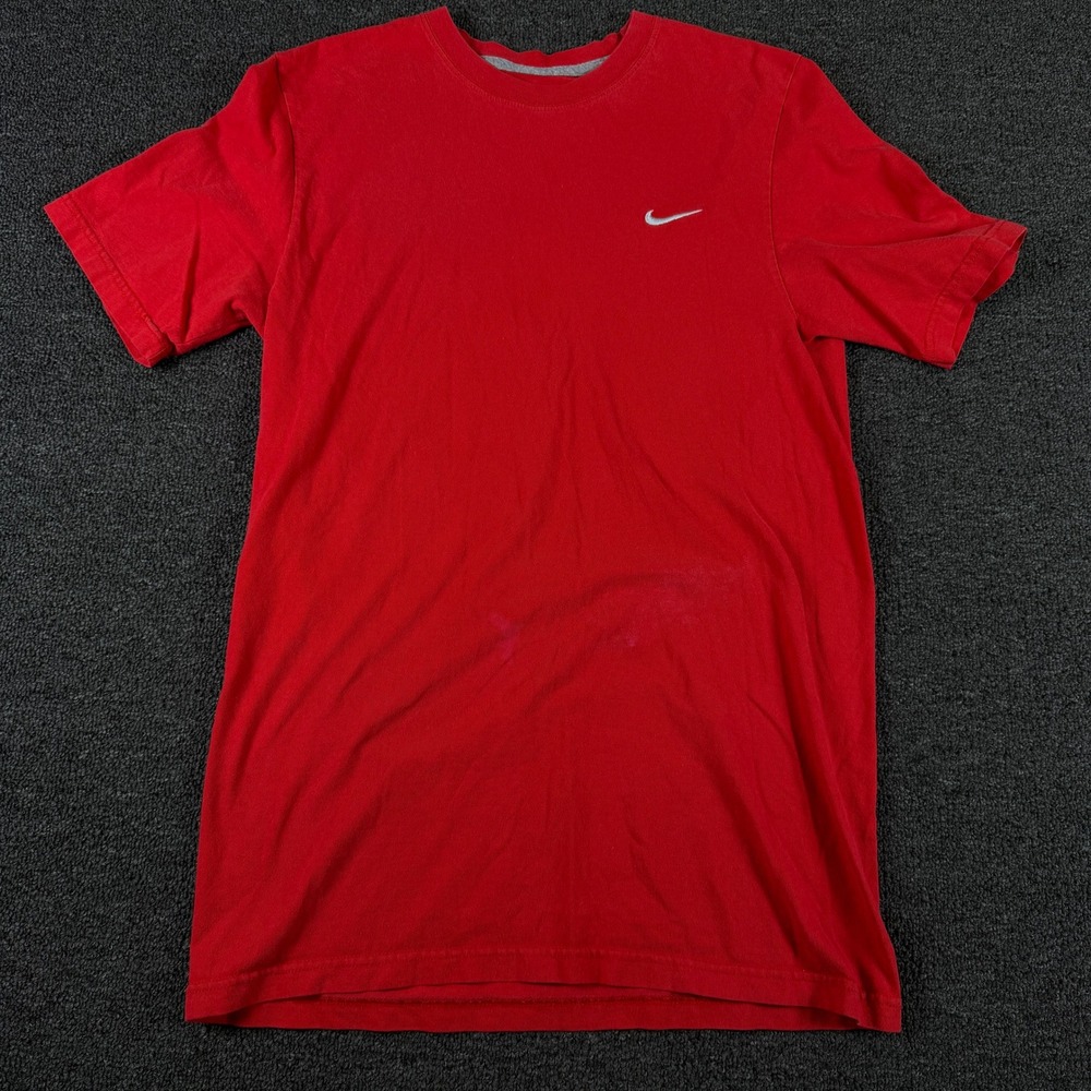 Nike T-Shirt Mens S Standard Fit Red Embroidered Swoosh Cotton Short Sleeve